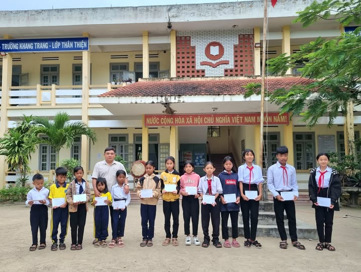 💕 TIẾP BƯỚC CHO EM ĐẾN TRƯỜNG – THÁNG 3/2025 🎒✨ 💕 TIẾP BƯỚC CHO EM ĐẾN TRƯỜNG – THÁNG 3/2025 🎒✨